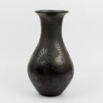 Vase aus schwarz geräucherter Keramik 29 cm
