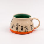 Keramik Tasse mit Ameisen (orange/dunkelgrün) 0,4 L