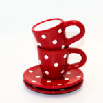 Keramik Mokkatassen mit Untertassen rot mit Punkten (klein)